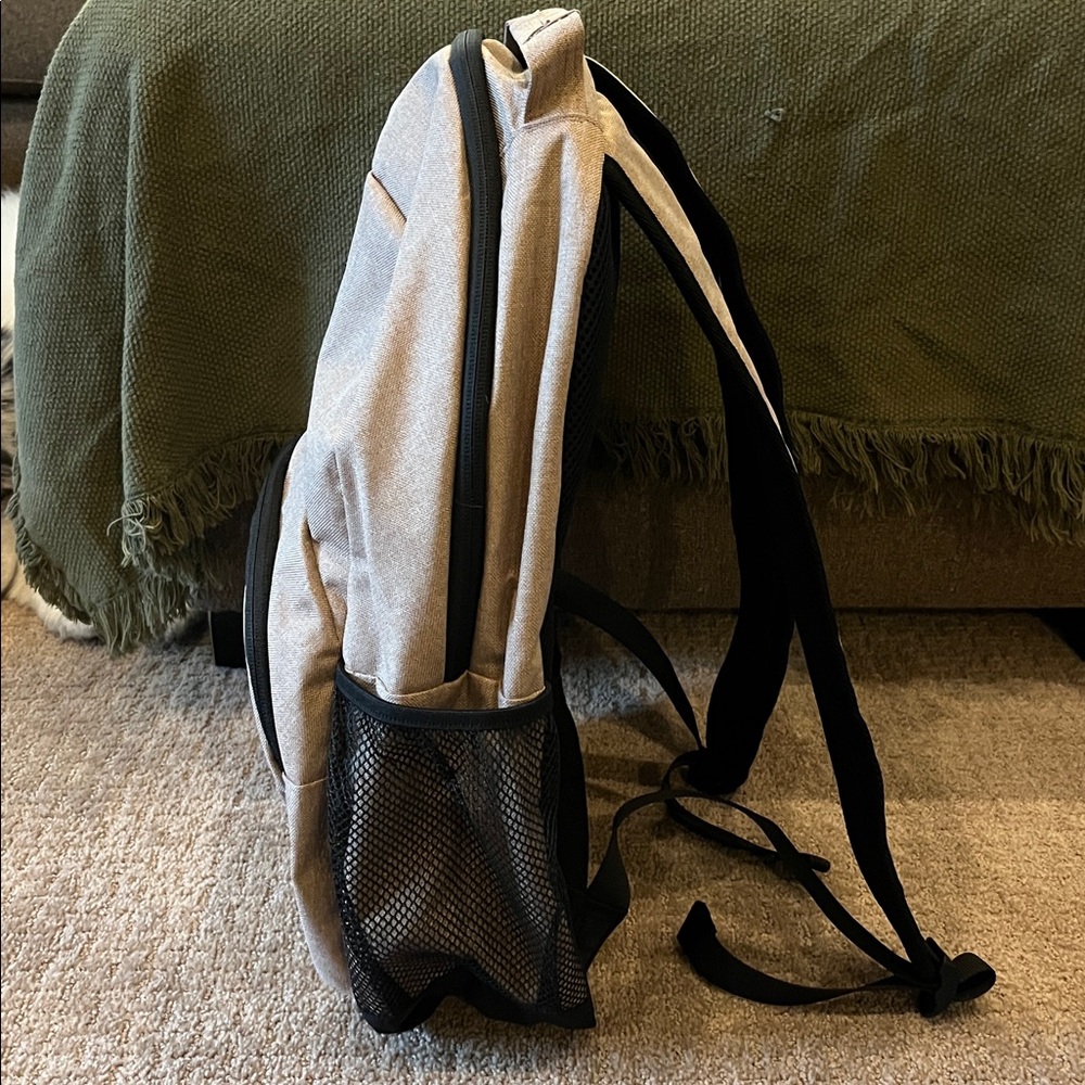 Oneil backpack - Picture 6 of 8